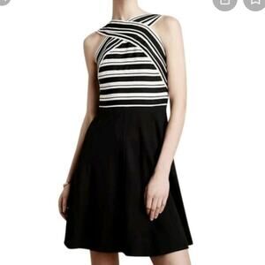 Maeve Anthropologie dress size 4 Crosswise Black & White Fit & Flare Pockets